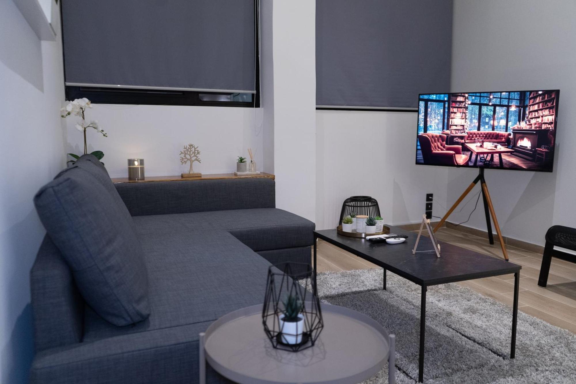 Апартаменты Cozyloft 2 Патра Экстерьер фото
